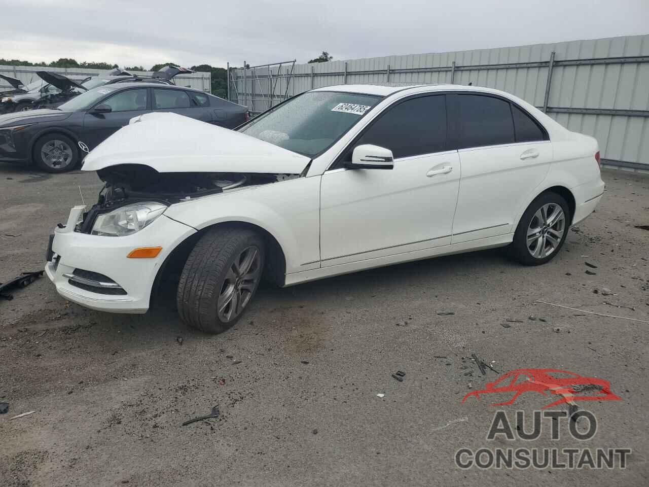 MERCEDES-BENZ C-CLASS 2013 - WDDGF8ABXDA882988