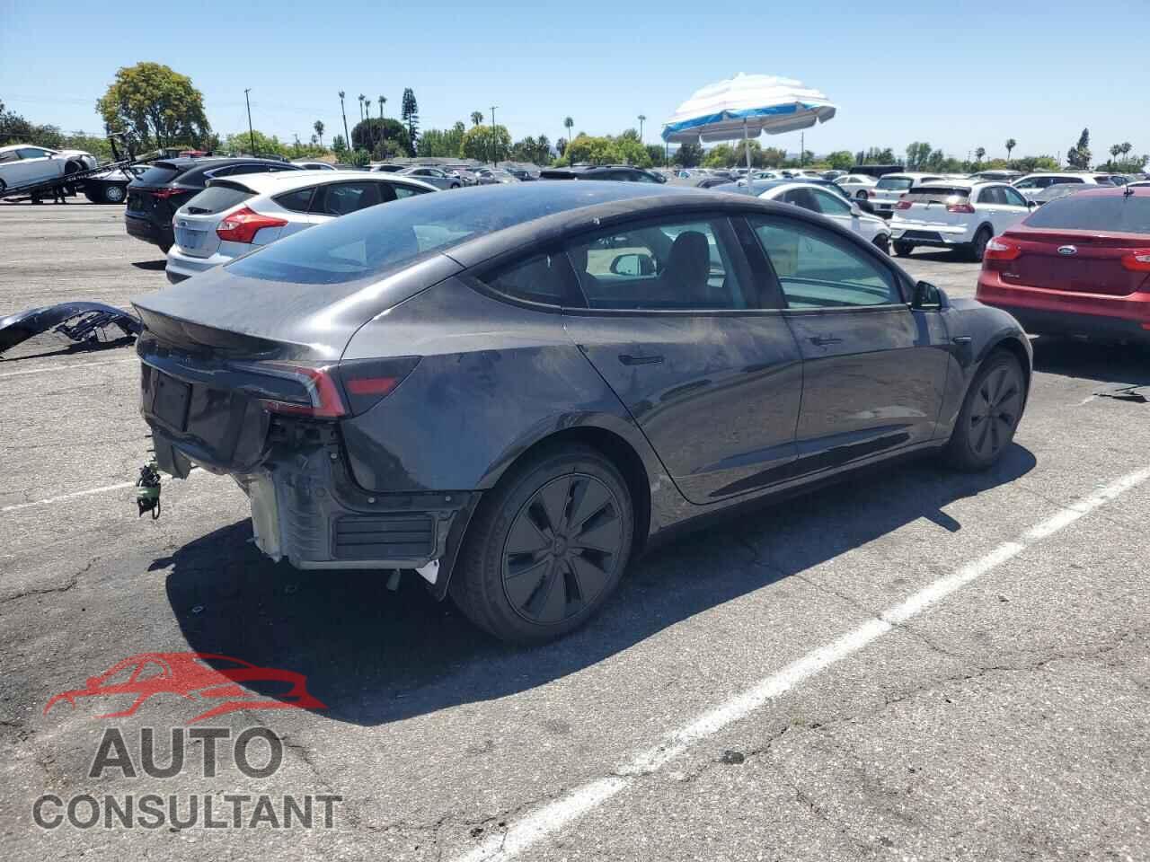 TESLA MODEL 3 2025 - 5YJ3E1EA6SF935985