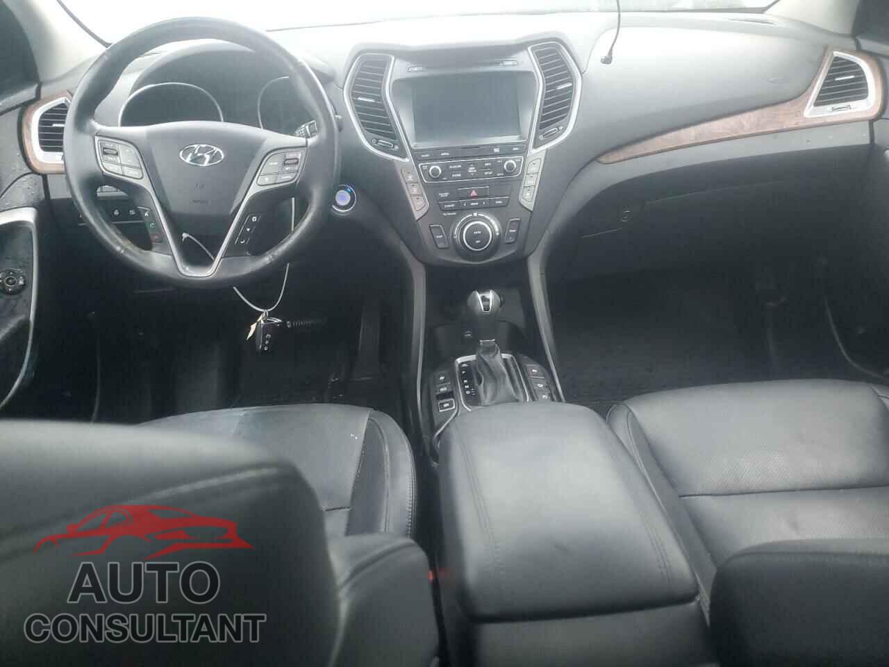 HYUNDAI SANTA FE 2017 - KM8SRDHF7HU176672