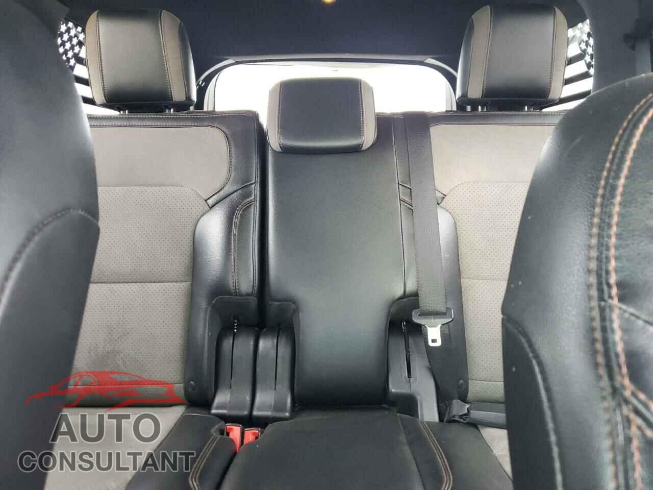 FORD EXPLORER 2017 - 1FM5K8D88HGB58177