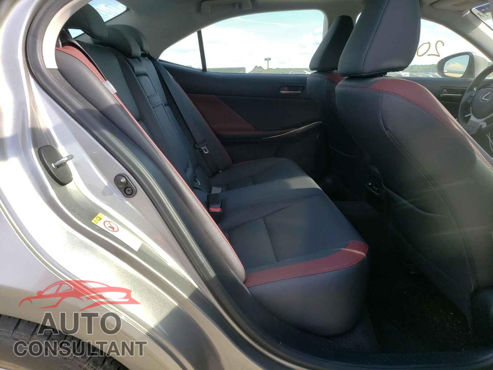 LEXUS IS 2019 - JTHBA1D26K5088516