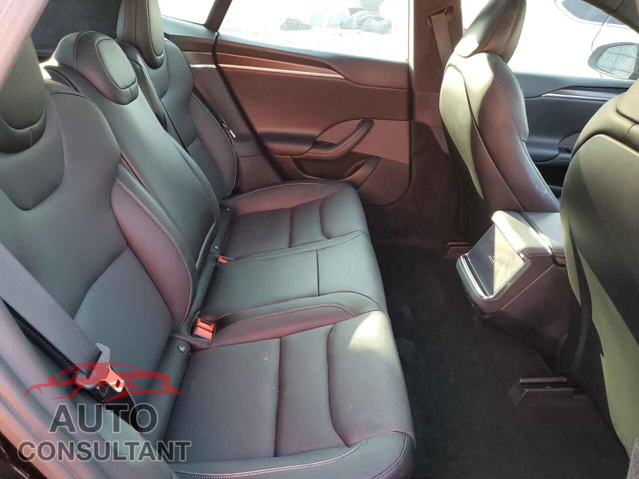 TESLA MODEL S 2023 - 5YJSA1E63PF515997