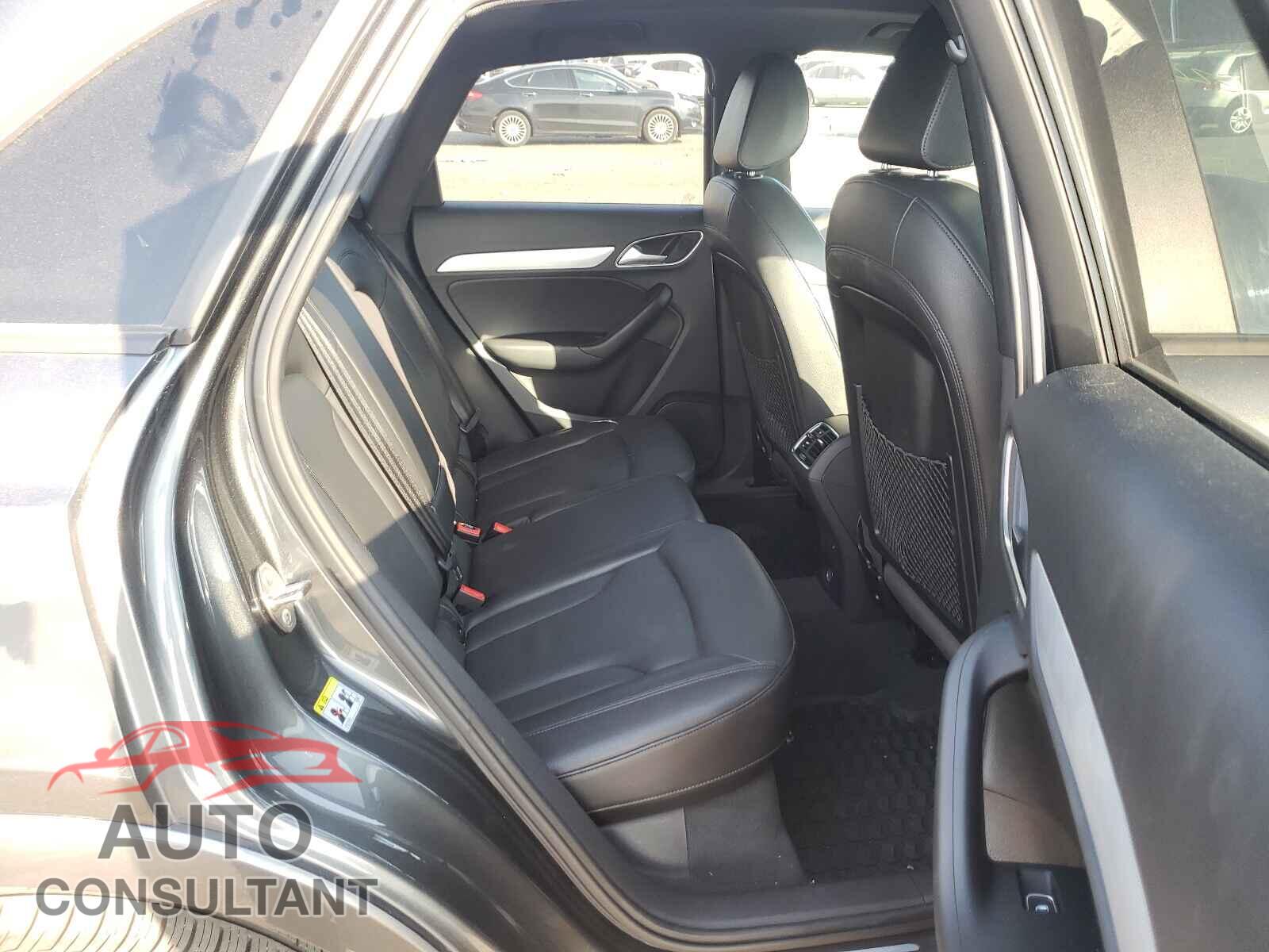 AUDI Q3 2018 - WA1ECCFS2JR034455