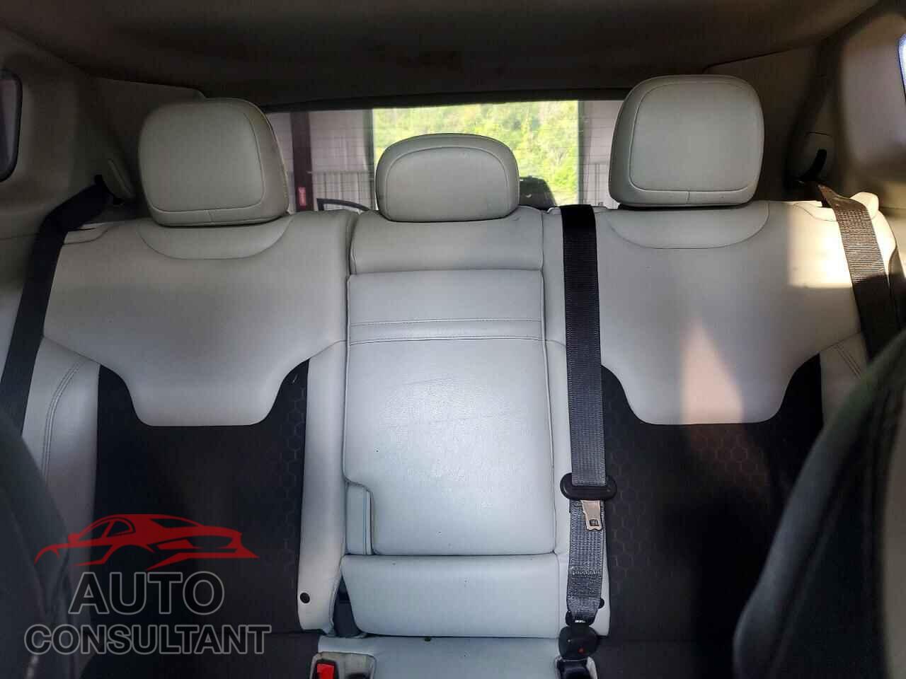 JEEP COMPASS 2017 - 3C4NJDBB3HT664543