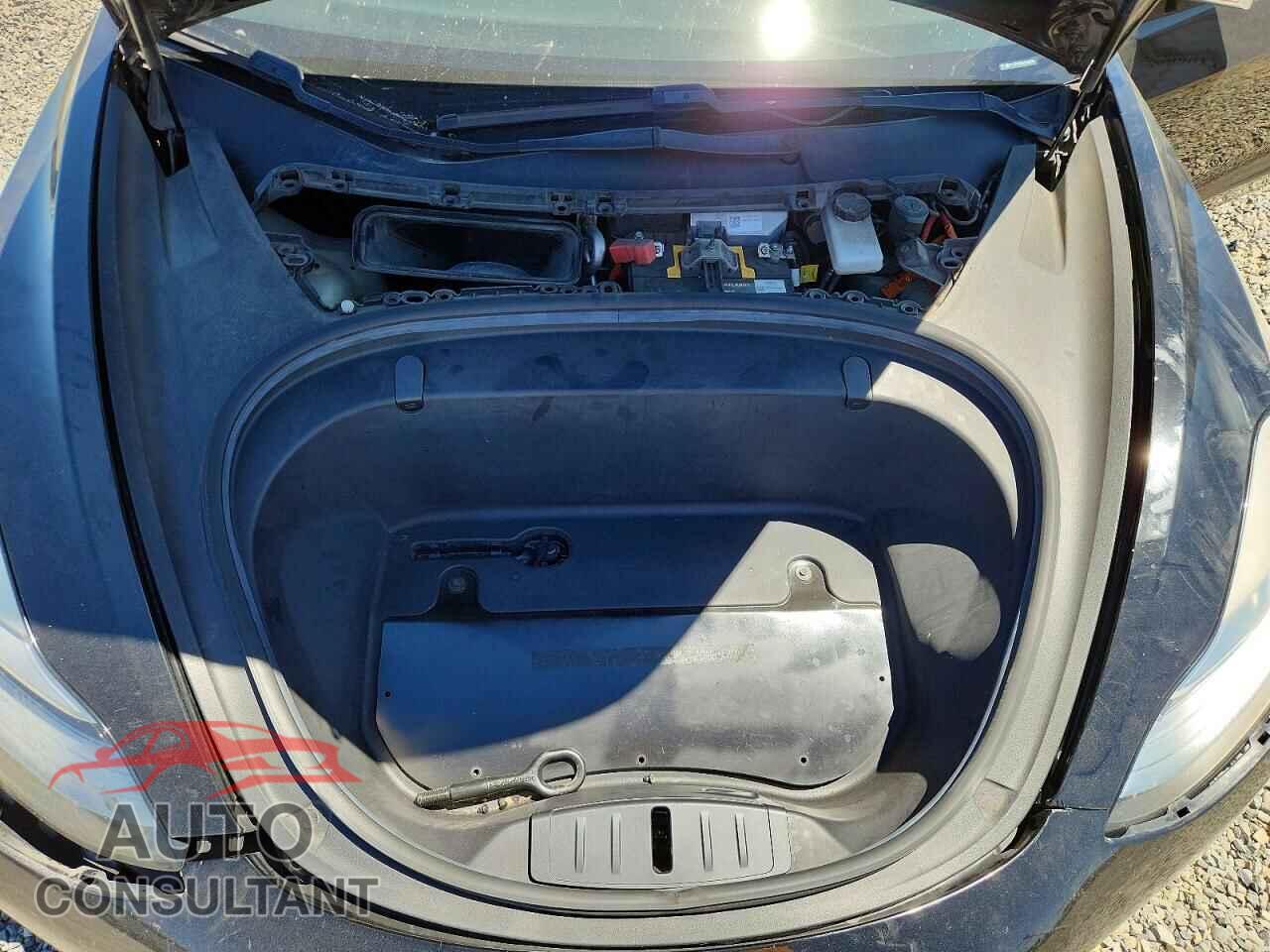TESLA MODEL 3 2020 - 5YJ3E1EB8LF650795