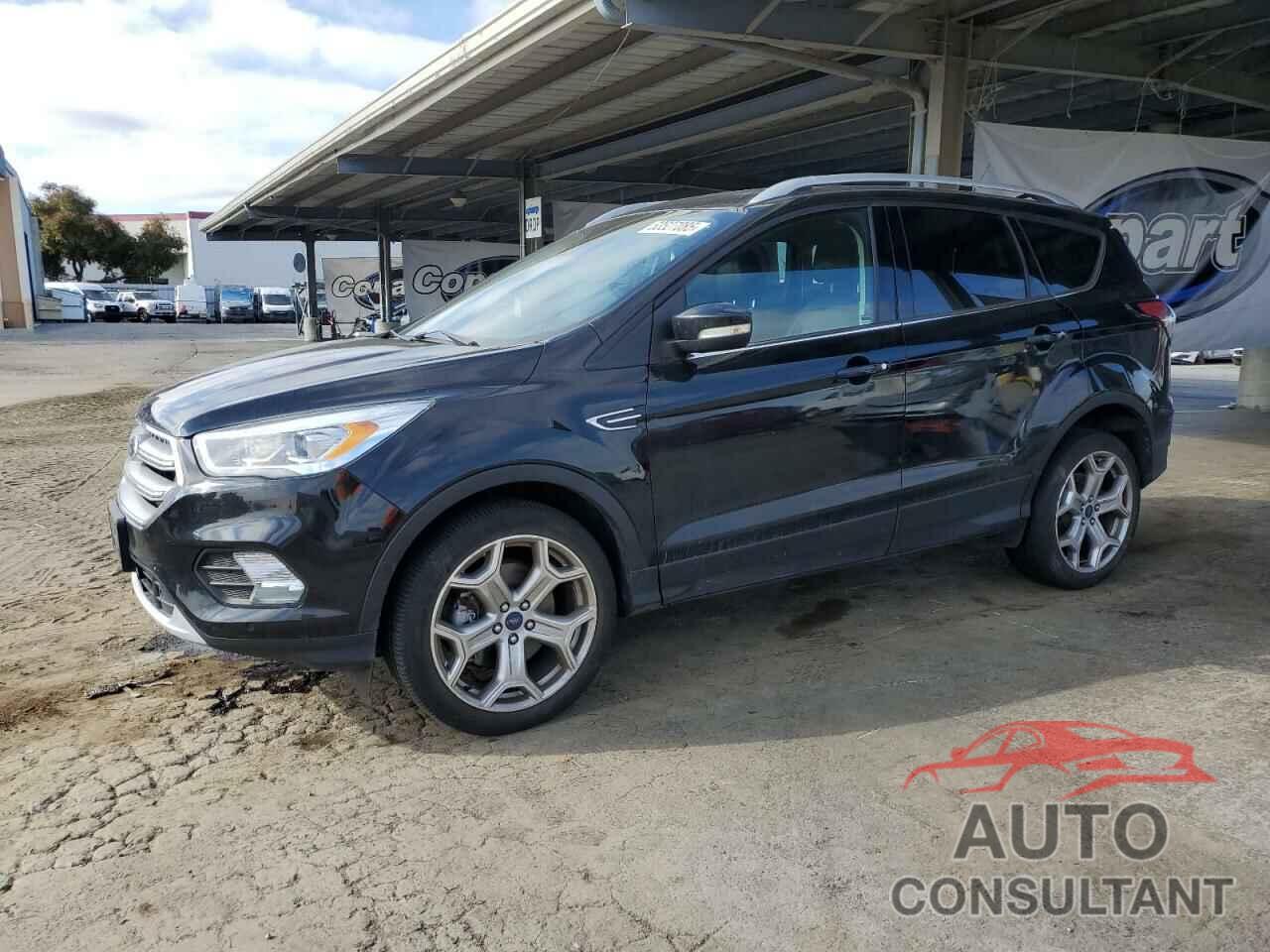 FORD ESCAPE 2017 - 1FMCU9JD4HUD12765