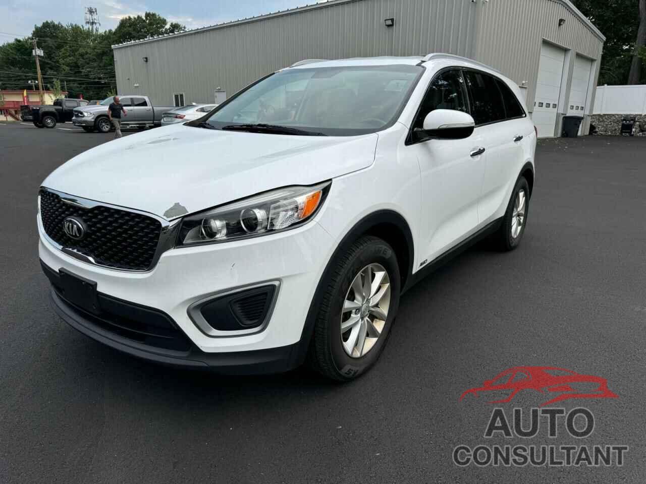 KIA SORENTO 2017 - 5XYPGDA3XHG272281