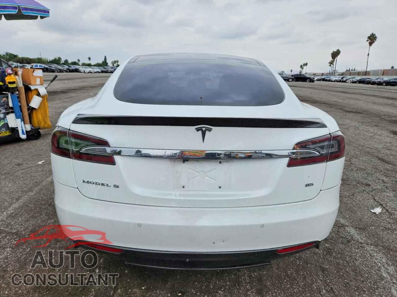 TESLA MODEL S 2014 - 5YJSA1H15EFP65027