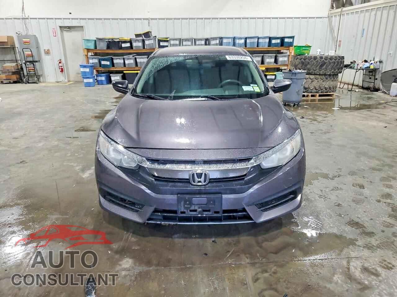 HONDA CIVIC 2017 - 19XFC2F58HE217945