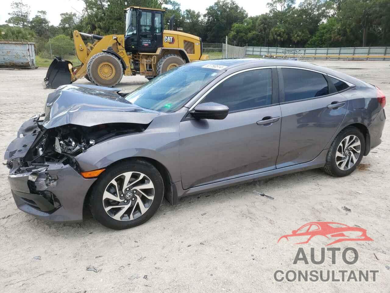 HONDA CIVIC 2018 - 19XFC2F70JE032229