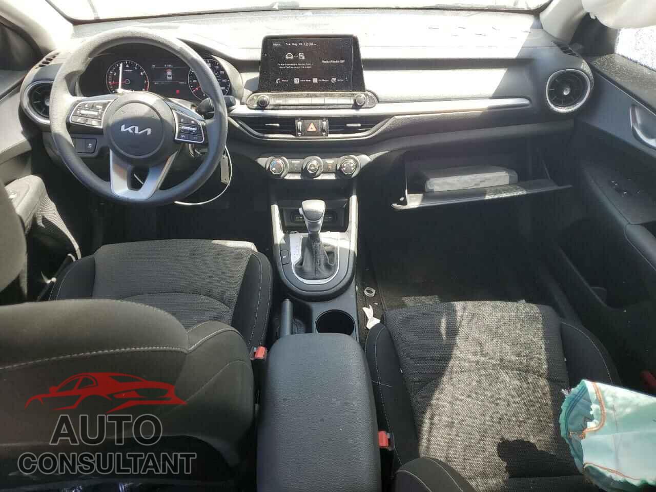 KIA FORTE 2023 - 3KPF24AD4PE561039