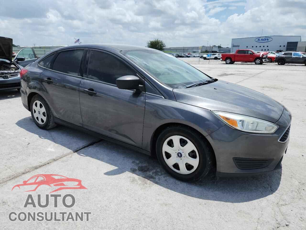 FORD FOCUS 2016 - 1FADP3E28GL275316