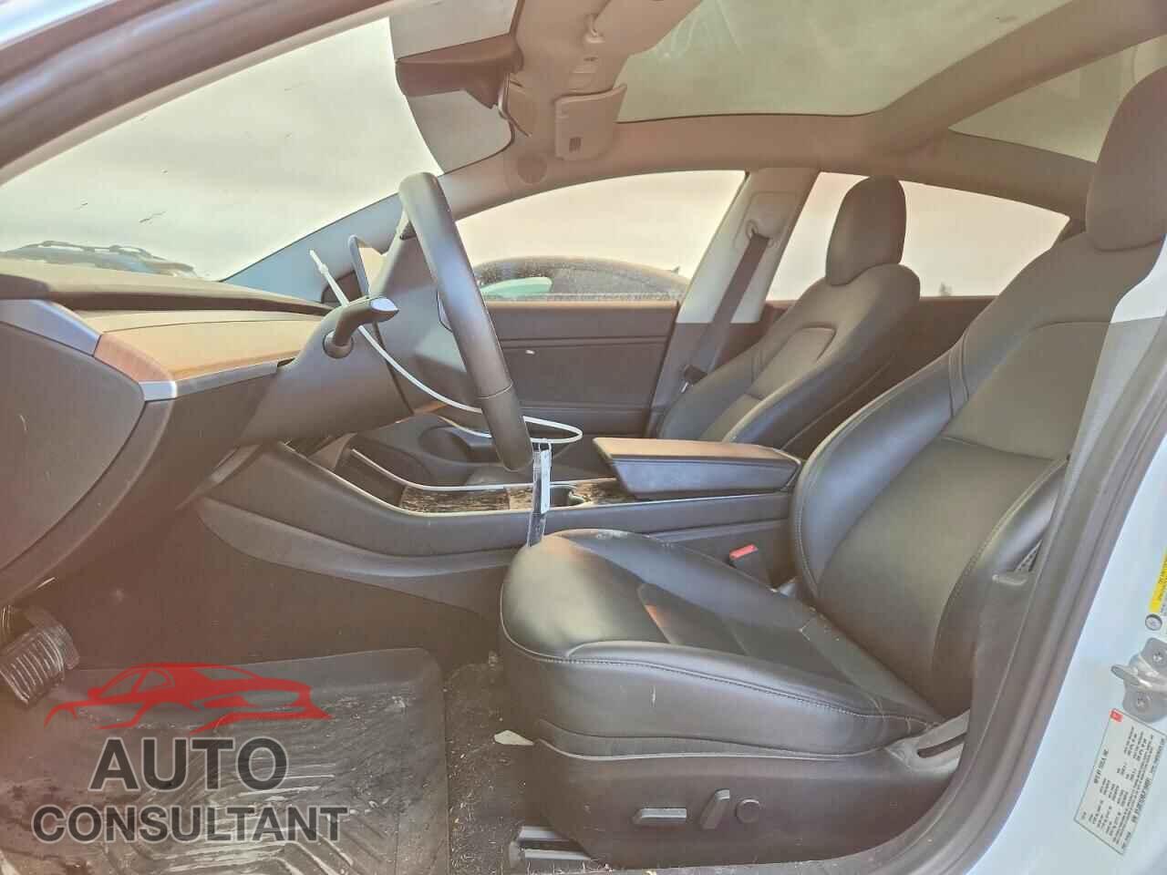 TESLA MODEL 3 2018 - 5YJ3E1EA8JF154691