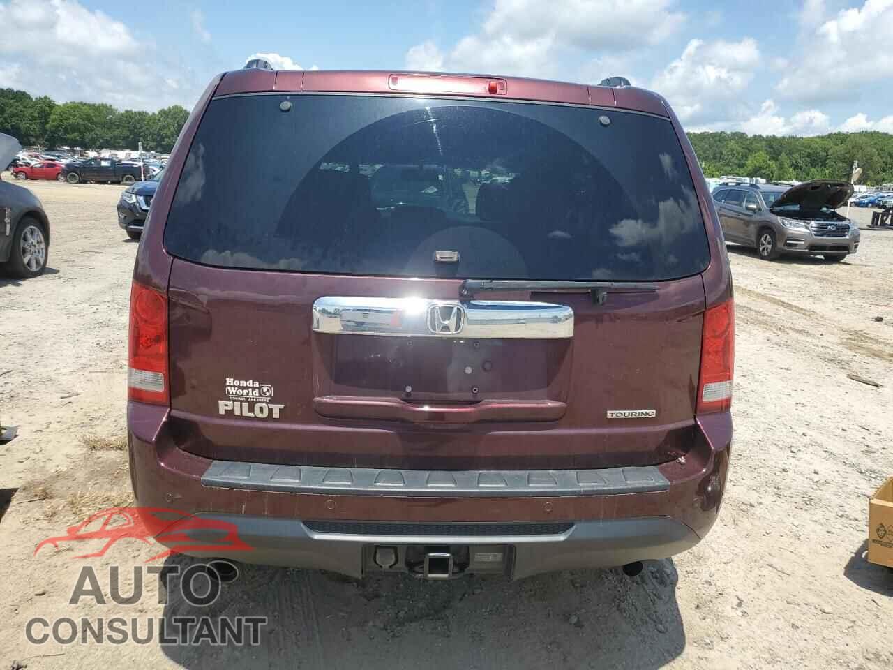HONDA PILOT 2015 - 5FNYF3H97FB002232