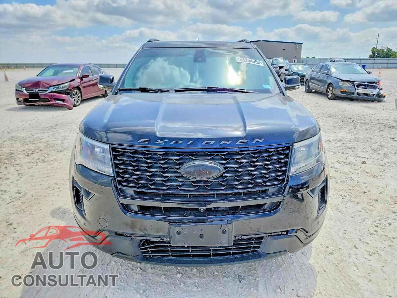 FORD EXPLORER 2018 - 1FM5K8GT2JGB31479