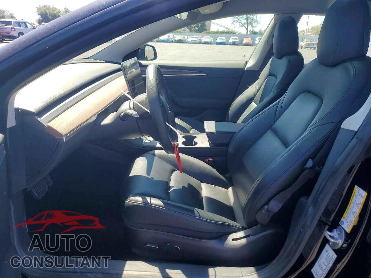 TESLA MODEL 3 2022 - 5YJ3E1EB0NF136135