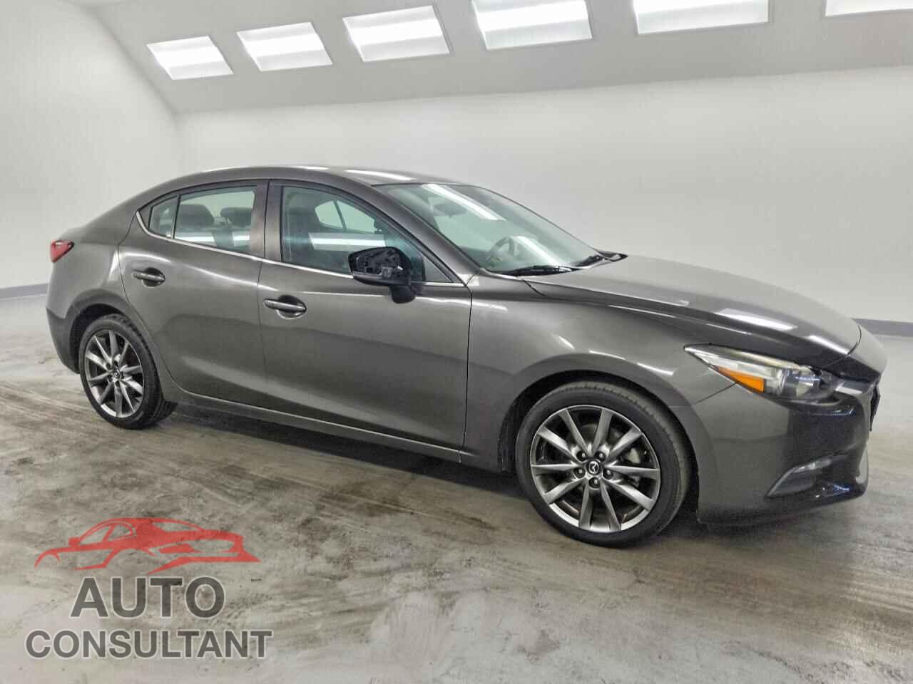 MAZDA 3 2018 - 3MZBN1V35JM210432