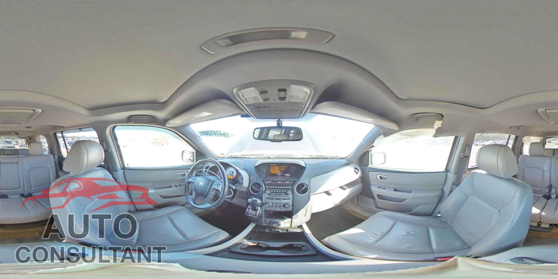 HONDA PILOT 2015 - 5FNYF4H99FB011858