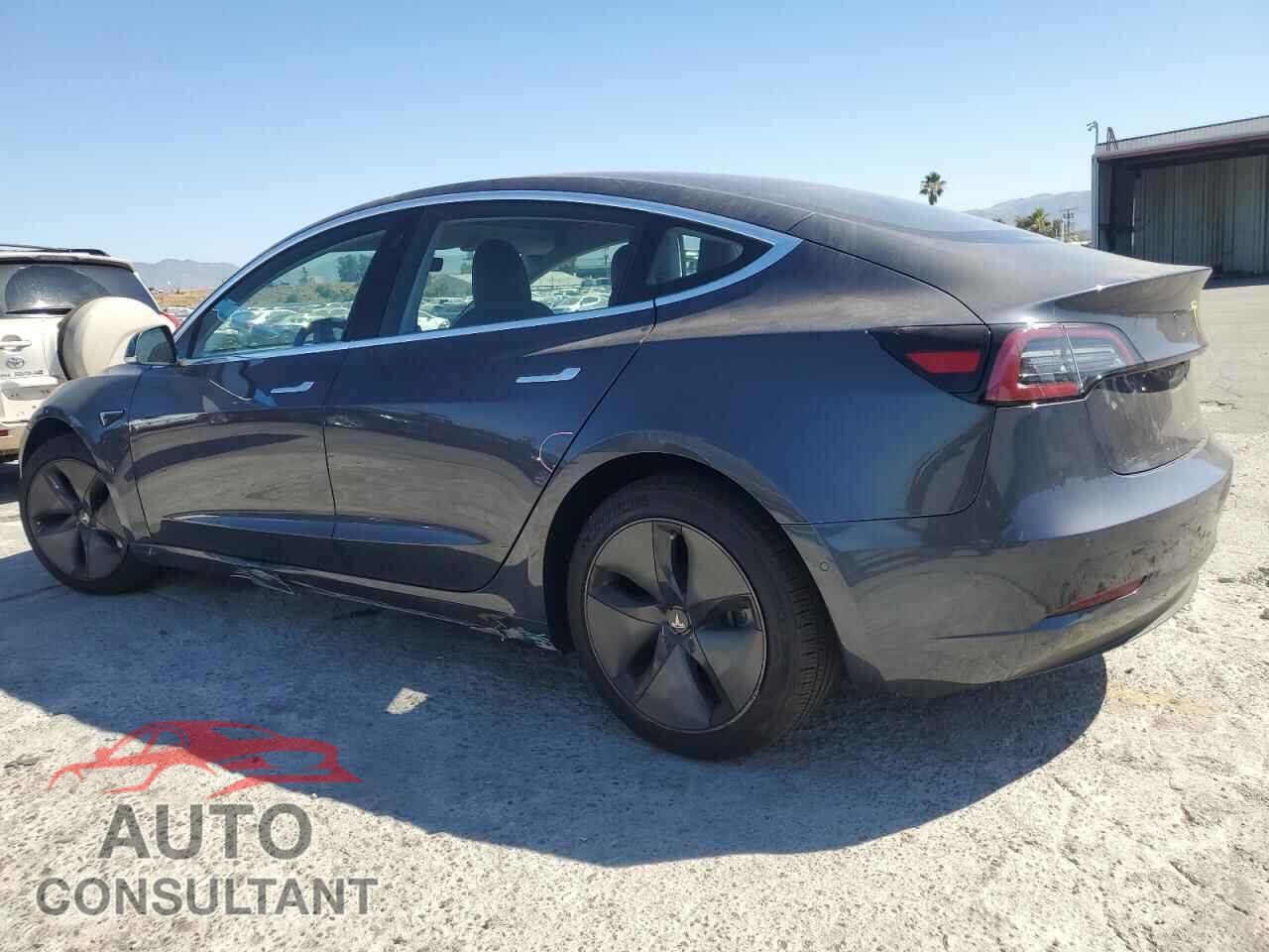 TESLA MODEL 3 2018 - 5YJ3E1EA0JF045013