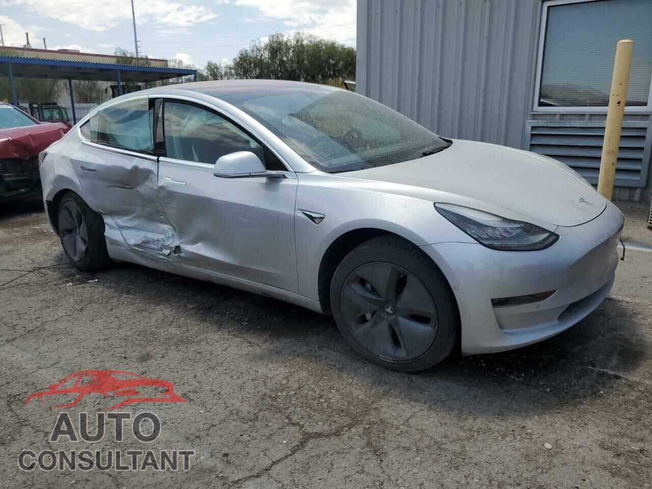 TESLA MODEL 3 2018 - 5YJ3E1EA1JF005281