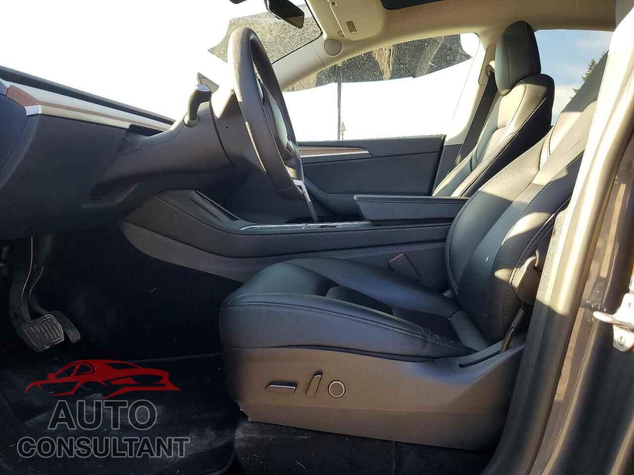 TESLA MODEL Y 2023 - 7SAYGDEEXPF609332