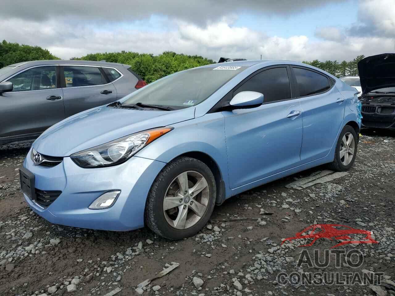 HYUNDAI ELANTRA 2013 - KMHDH4AE8DU710351