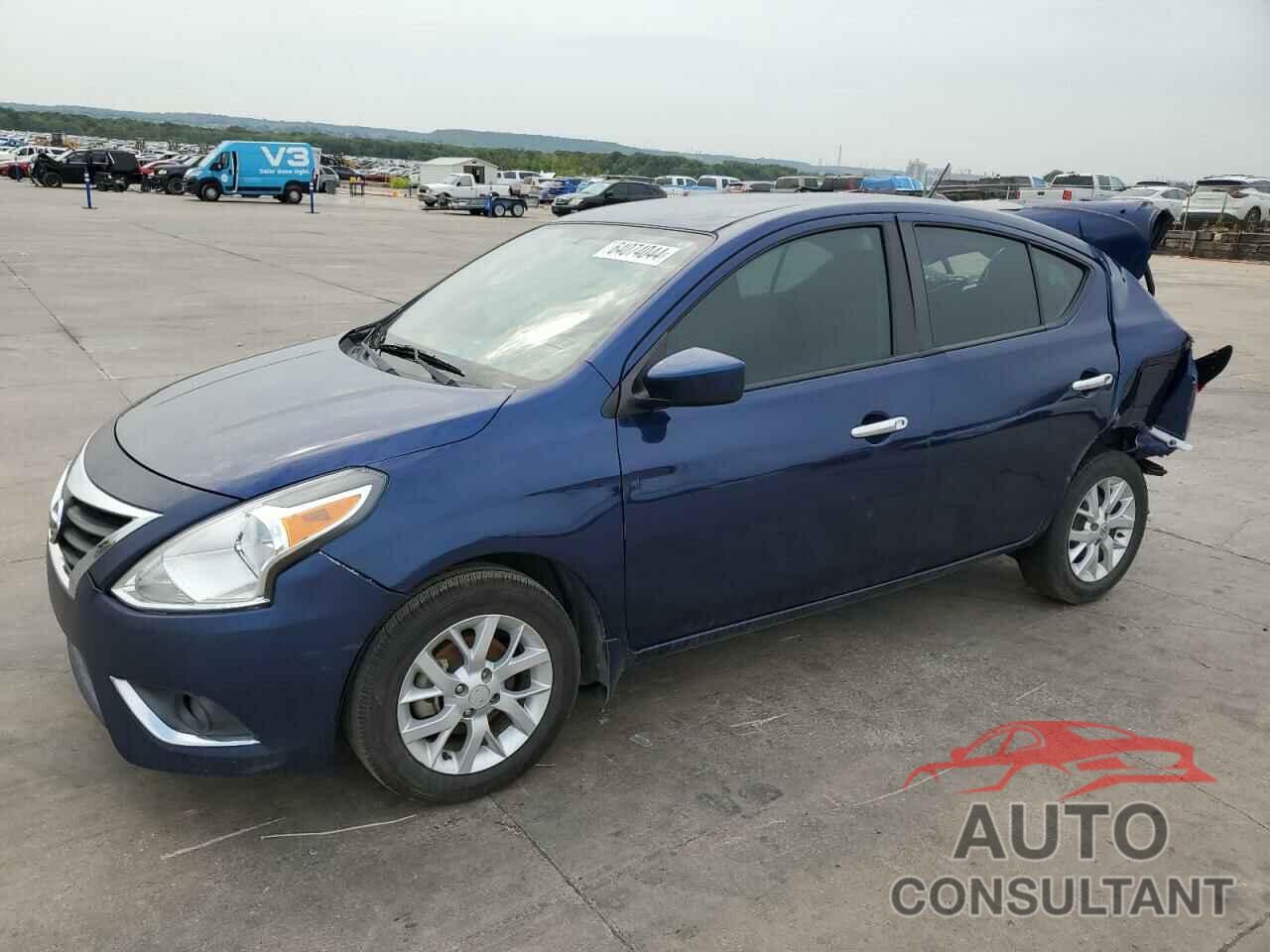 NISSAN VERSA 2018 - 3N1CN7AP6JL841055