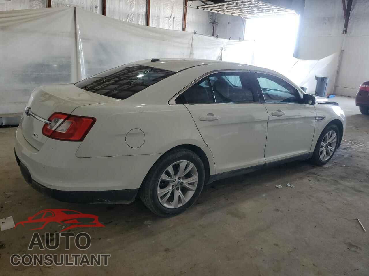 FORD TAURUS 2011 - 1FAHP2EW0BG188543