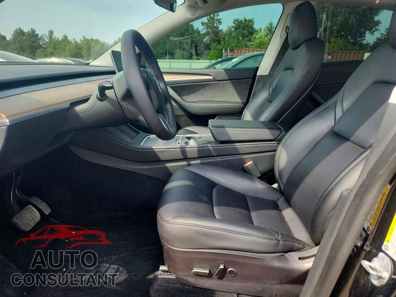 TESLA MODEL Y 2023 - 7SAYGDEE2PF668455