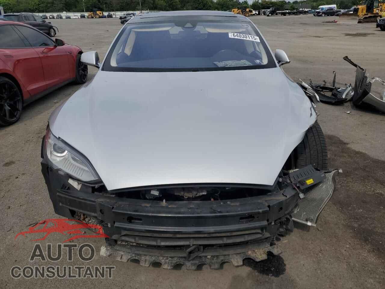 TESLA MODEL S 2016 - 5YJSA1E27GF131380