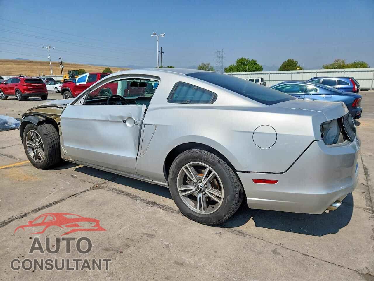 FORD MUSTANG 2013 - 1ZVBP8AM6D5238218