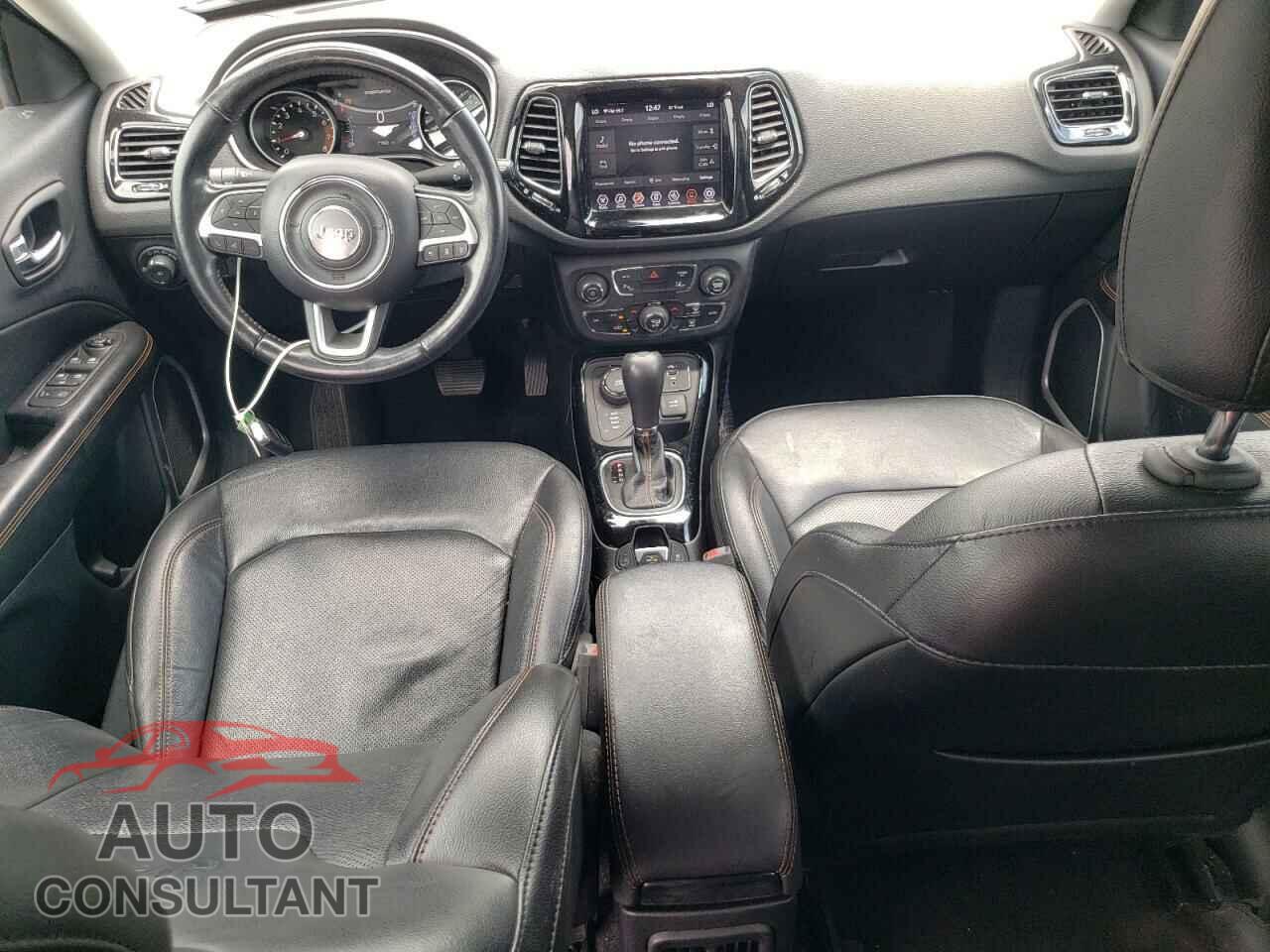 JEEP COMPASS 2021 - 3C4NJDCB6MT602871