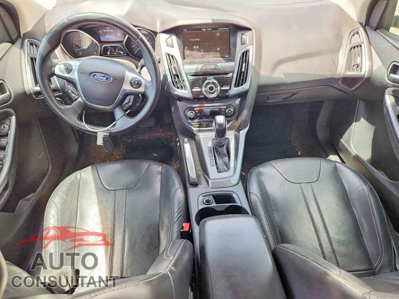 FORD FOCUS 2012 - 1FAHP3J20CL231912