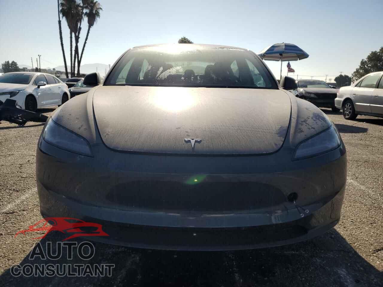 TESLA MODEL 3 2024 - 5YJ3E1EA3RF821825