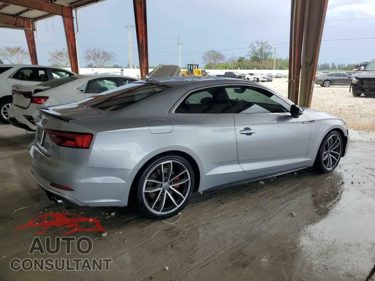AUDI S5/RS5 2018 - WAUP4AF5XJA007784