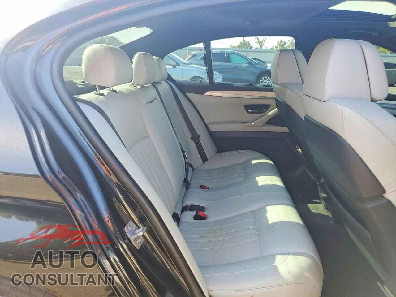 BMW M5 2014 - WBSFV9C58ED097724