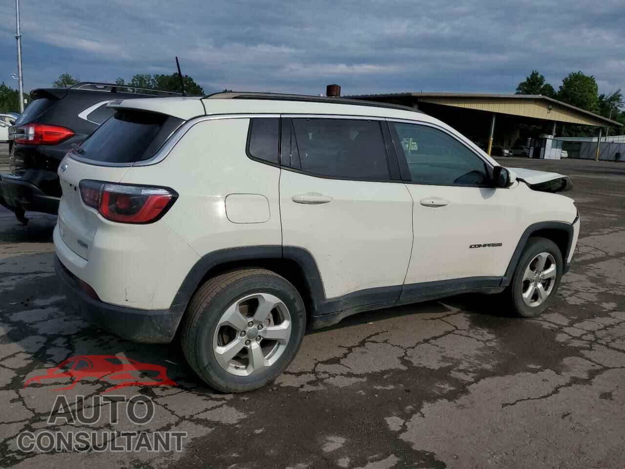 JEEP COMPASS 2017 - 3C4NJDBB9HT674848