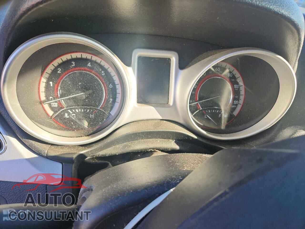 DODGE JOURNEY 2015 - 3C4PDCBB4FT599824