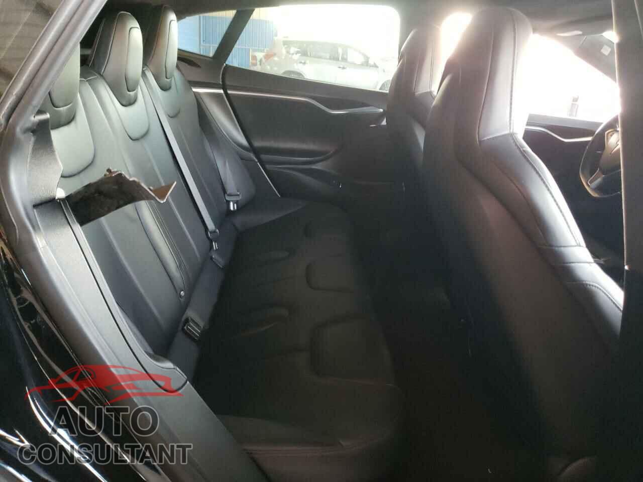 TESLA MODEL S 2016 - 5YJSA1E12GF156226