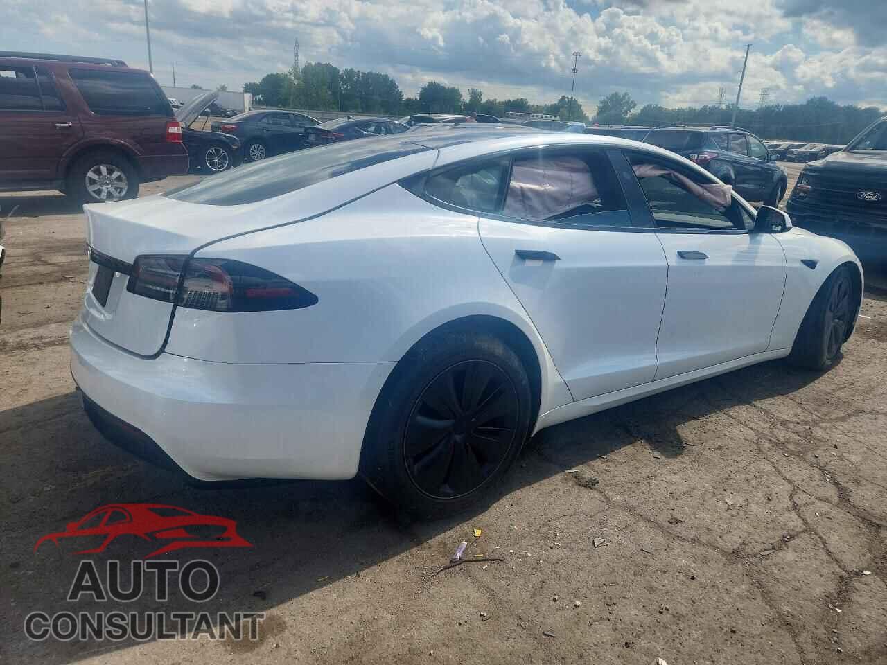 TESLA MODEL S 2023 - 5YJSA1E56PF512275