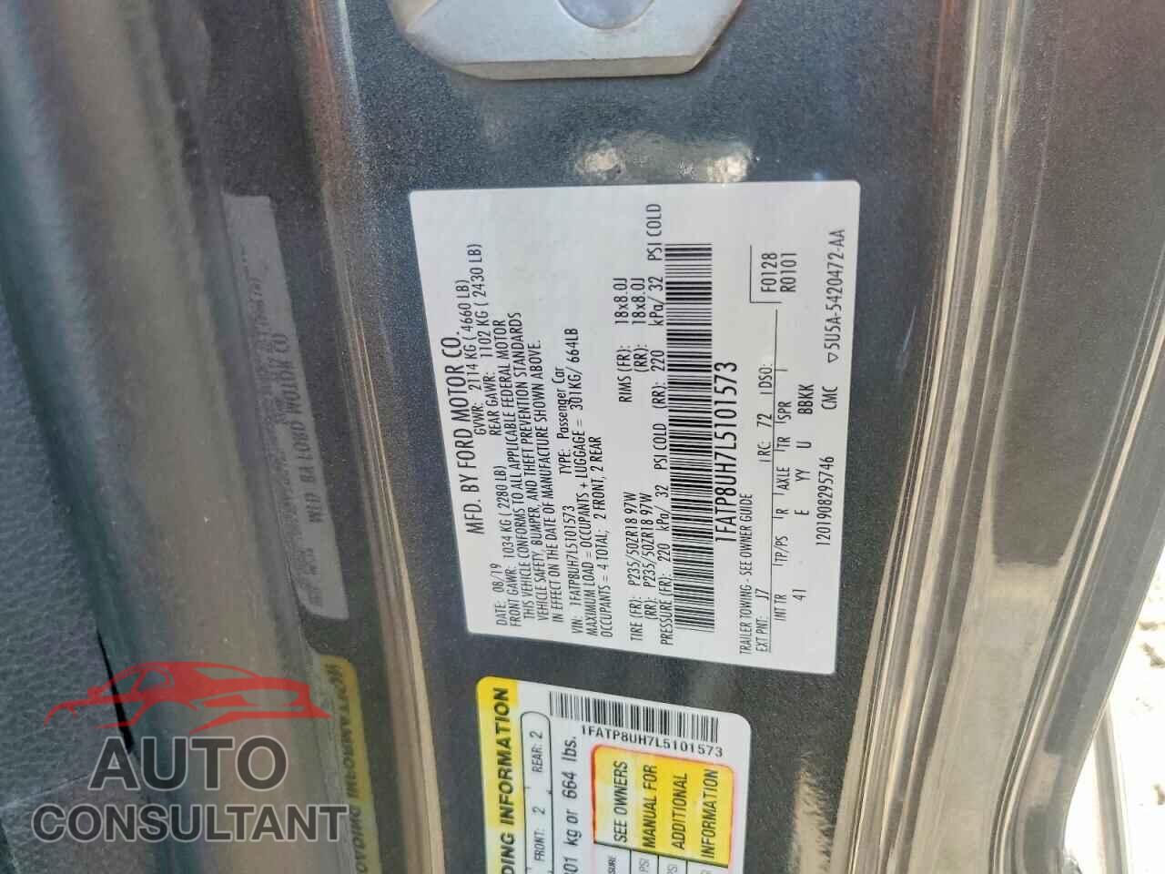 FORD MUSTANG 2020 - 1FATP8UH7L5101573