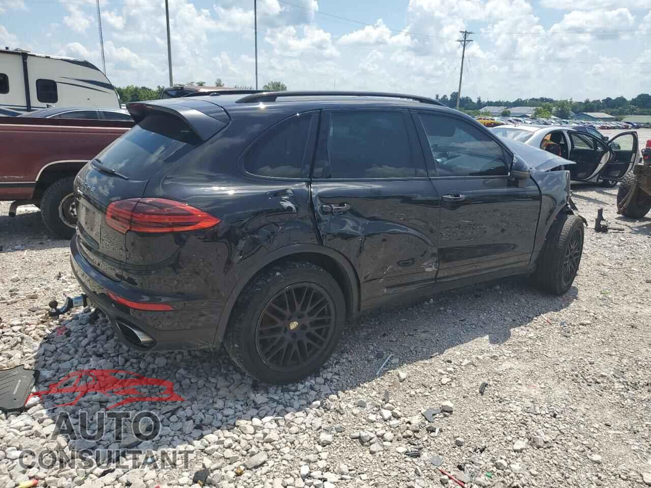 PORSCHE CAYENNE 2016 - WP1AA2A25GKA13076