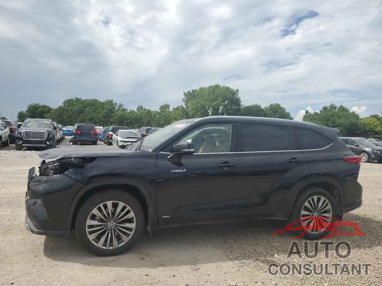 TOYOTA HIGHLANDER 2021 - 5TDEBRCH8MS025754