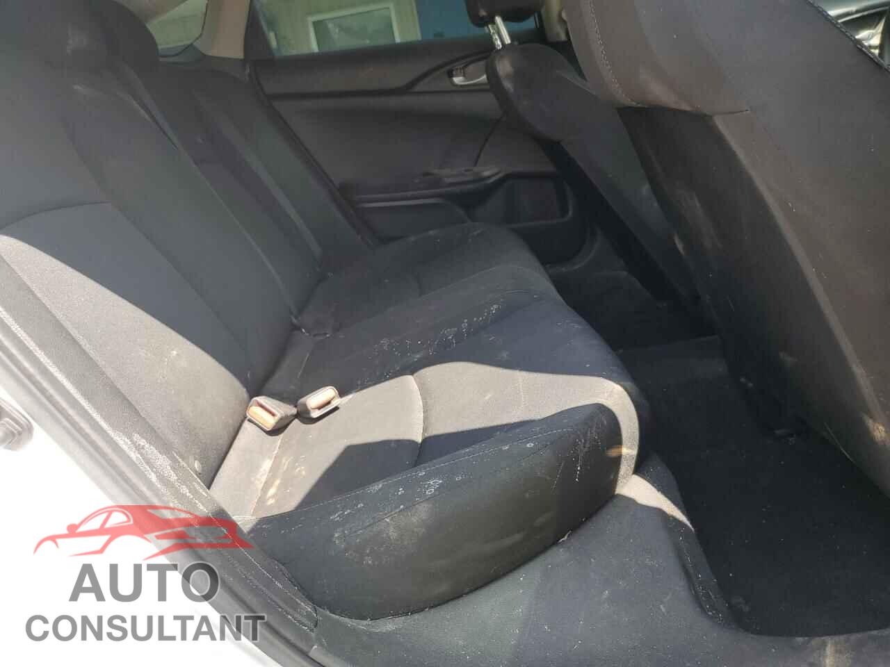 HONDA CIVIC 2019 - 2HGFC2F67KH575768
