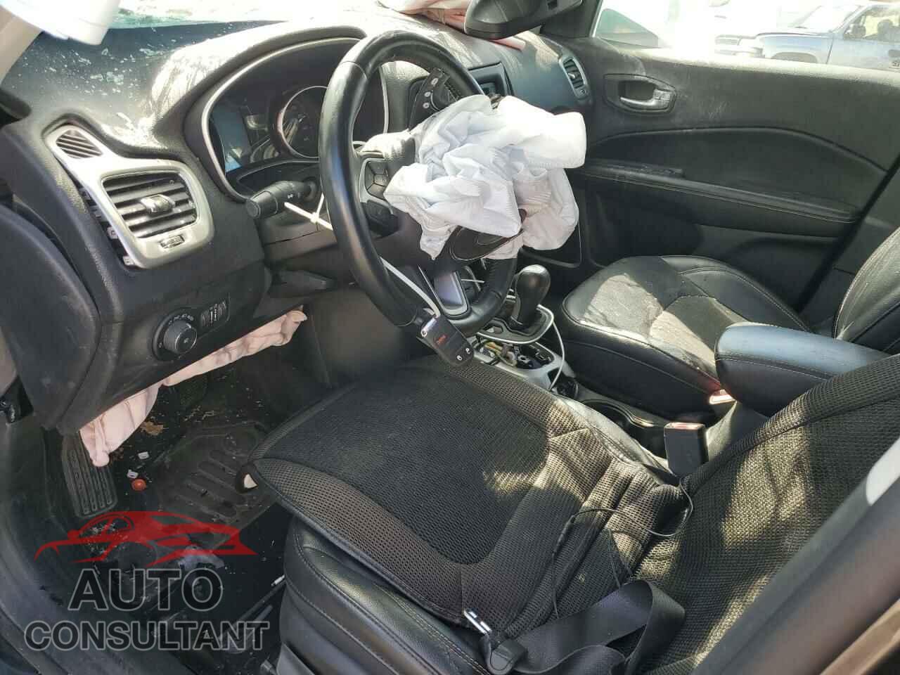 JEEP COMPASS 2017 - 3C4NJCBB7HT668931