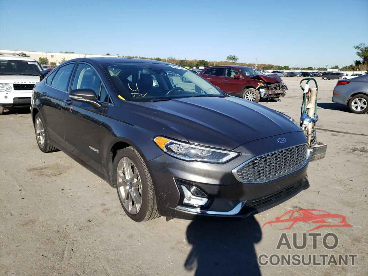 FORD FUSION 2019 - 3FA6P0RUXKR117198