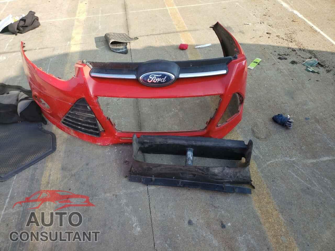 FORD FOCUS 2014 - 1FADP3F22EL301470