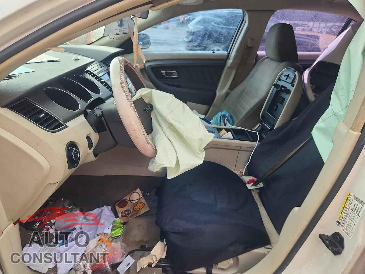 FORD TAURUS 2011 - 1FAHP2DW5BG185803