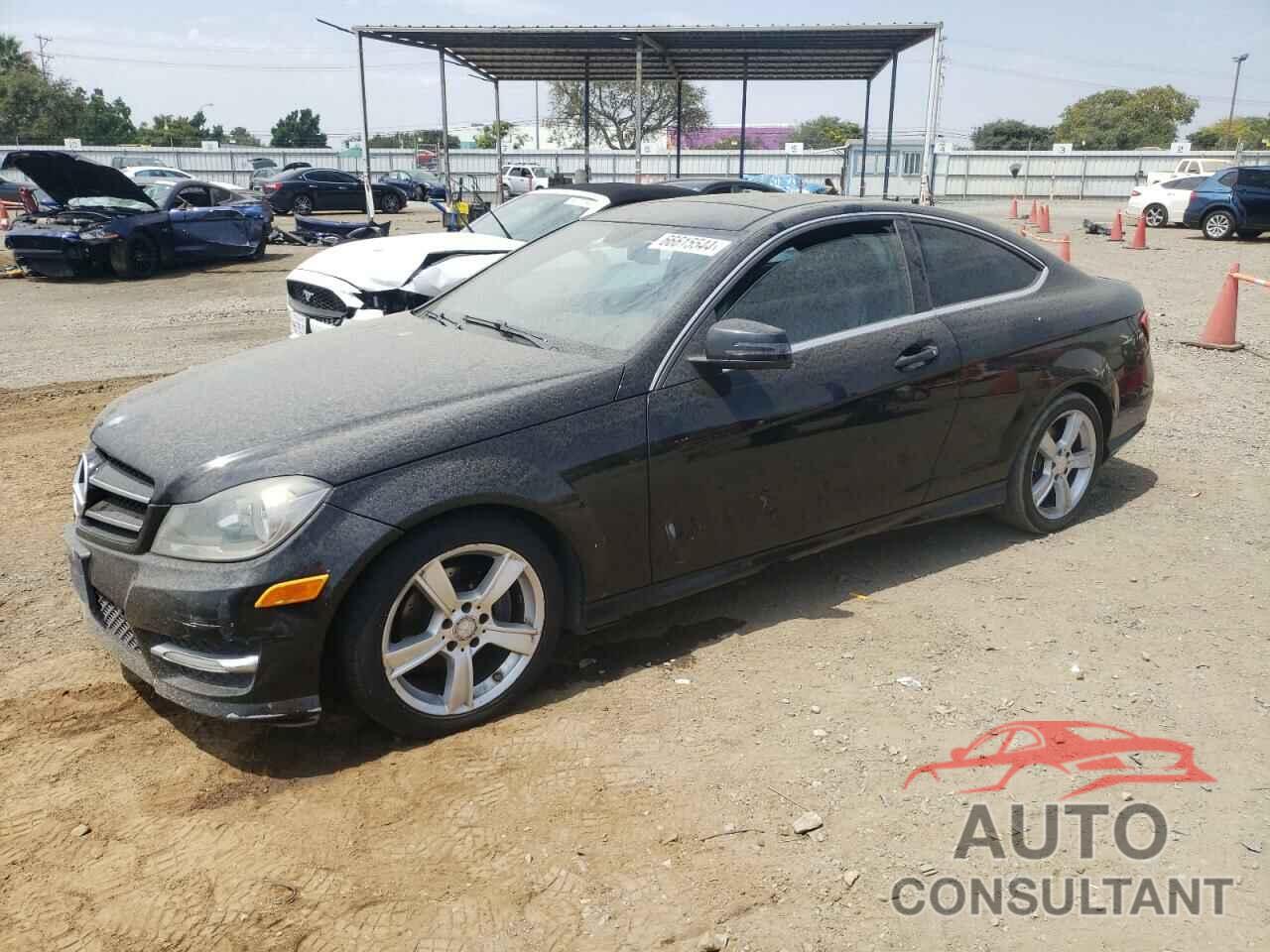 MERCEDES-BENZ C-CLASS 2014 - WDDGJ4HB4EG274024