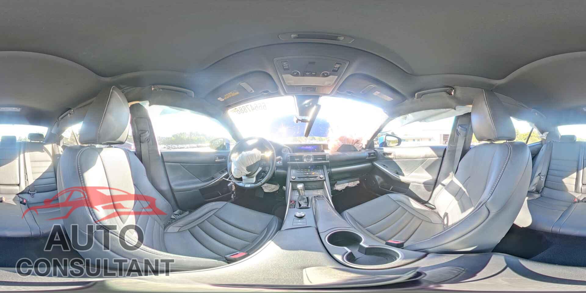 LEXUS IS 2018 - JTHC81D24J5031018